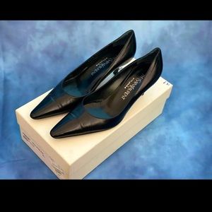 YSL Yves Saint Laurent Leather pump size 6